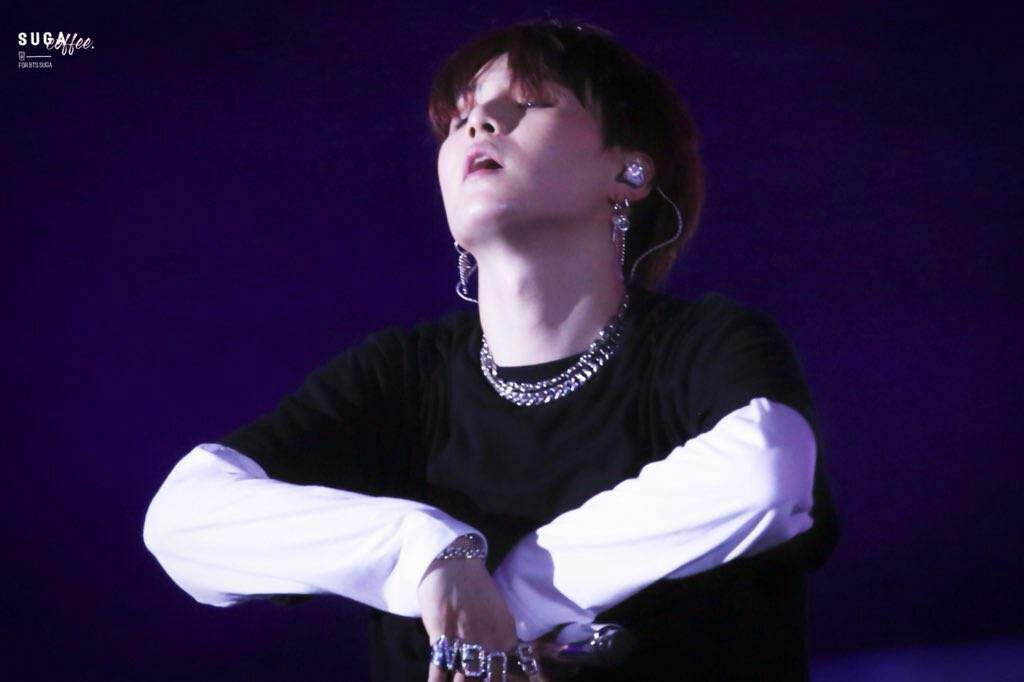 BTS World Tour 'LOVE YOURSELF' in Seoul | Genius Yoongi Amino