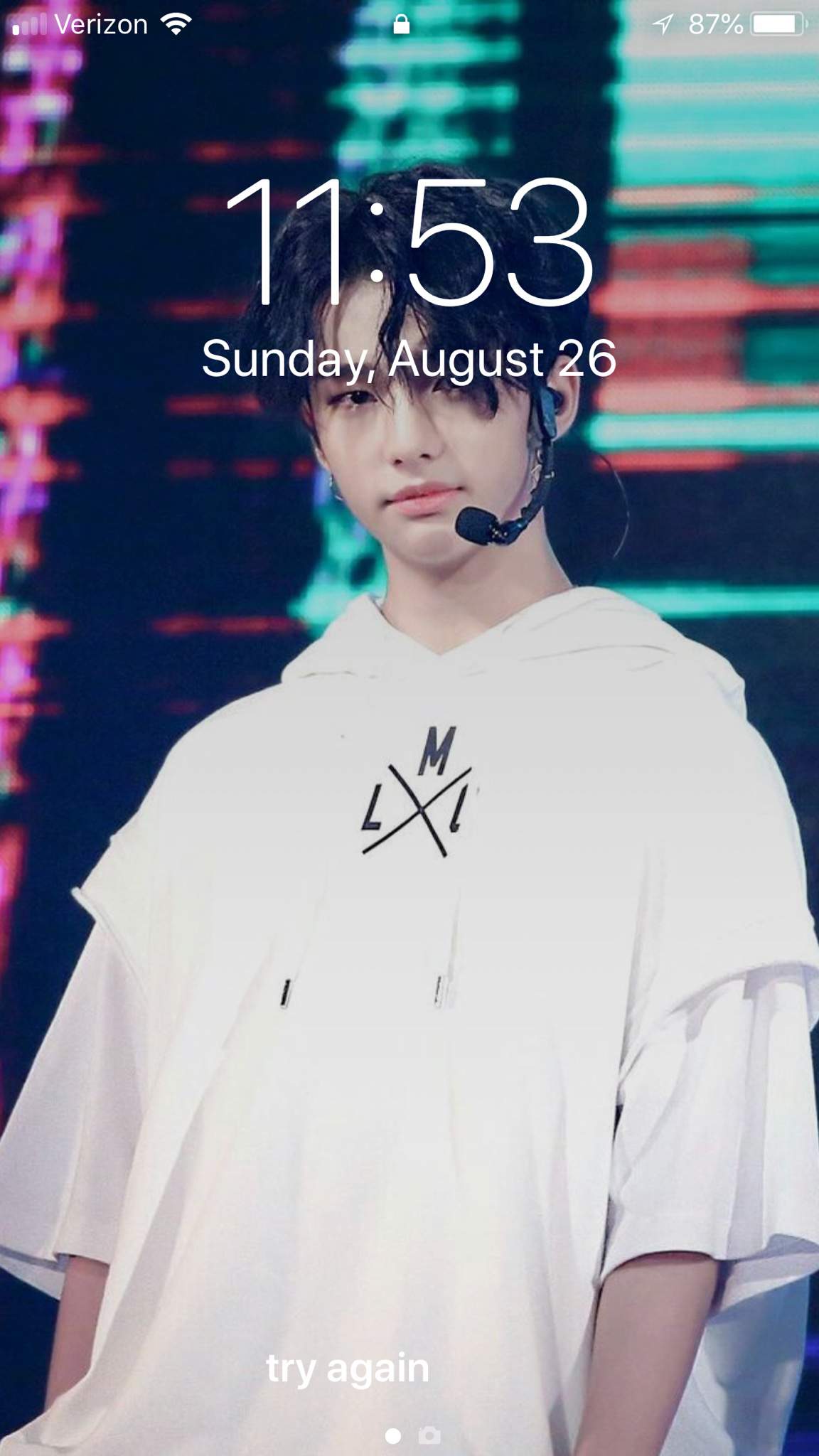 Whats your screensaver and home screen?!:) | Stray Kids Amino