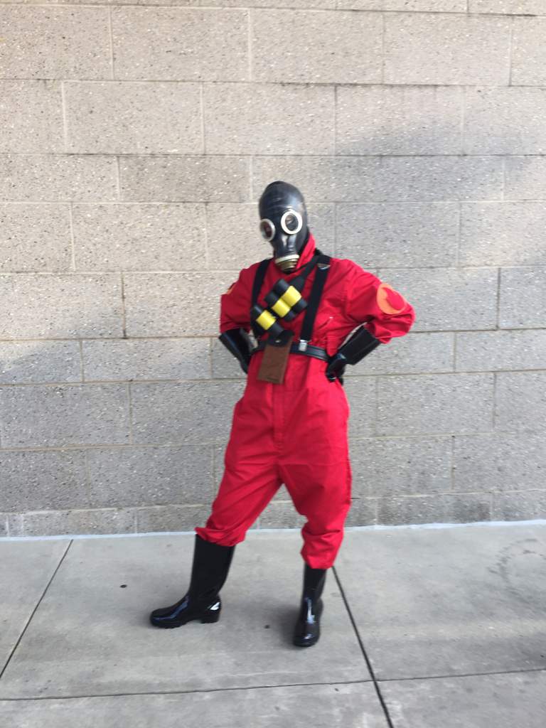 Team Fortress 2 Red Pyro Cosplay Costume Custom Made Unisex Costumes Reenactment Theater