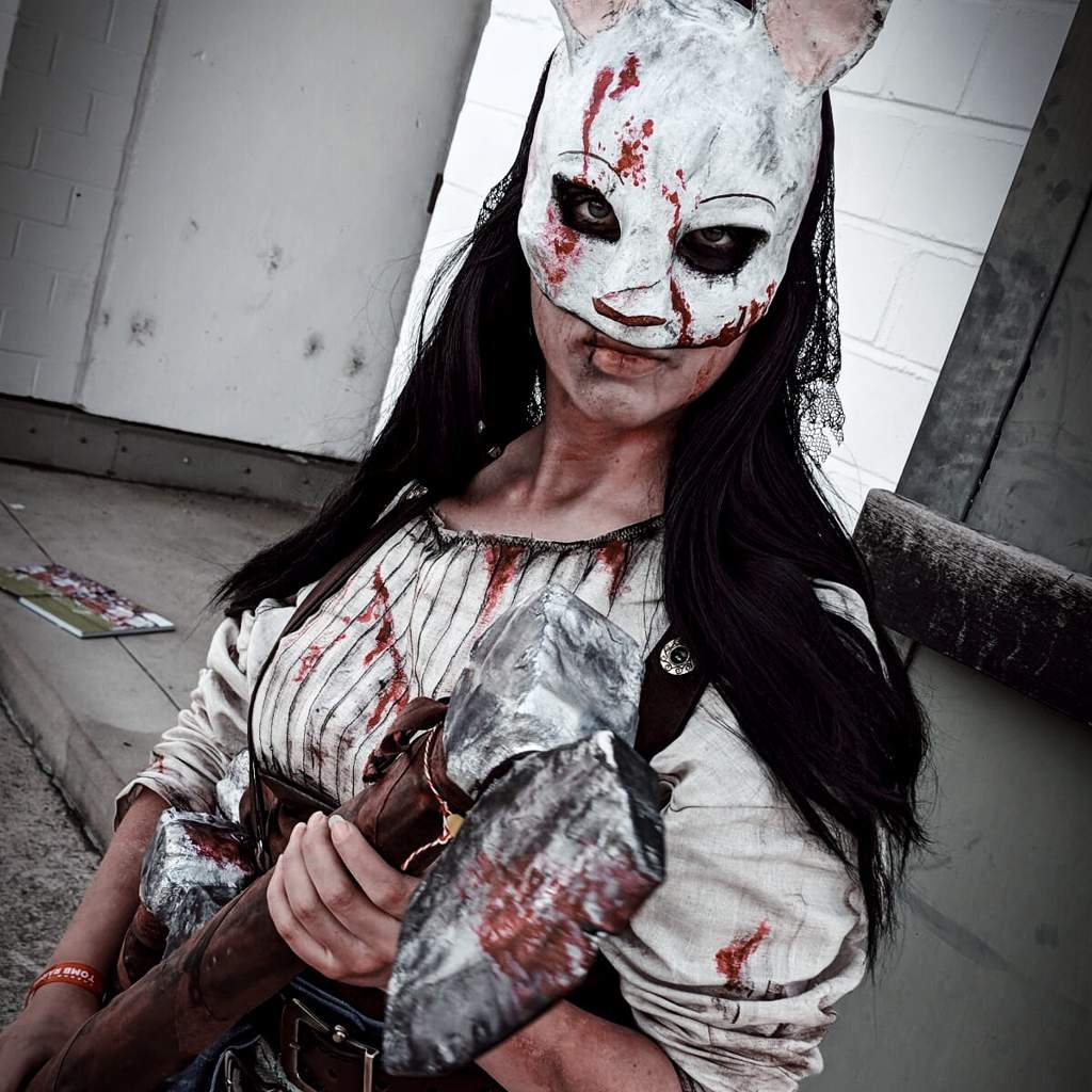 The Huntress DbD (Gamescom 2018) .