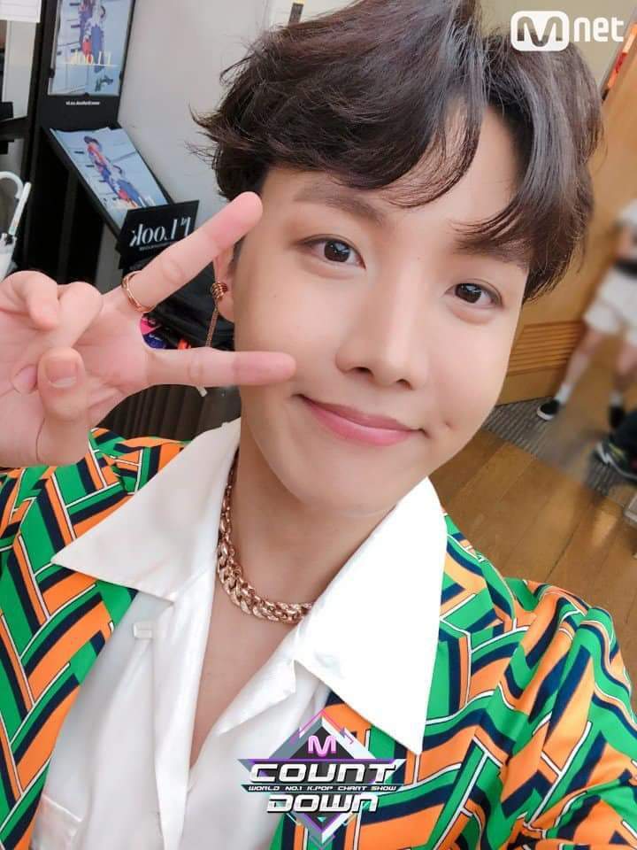 180830 #BTS comeback M CountDown #IDOL #JHOPE | ARMY's Amino