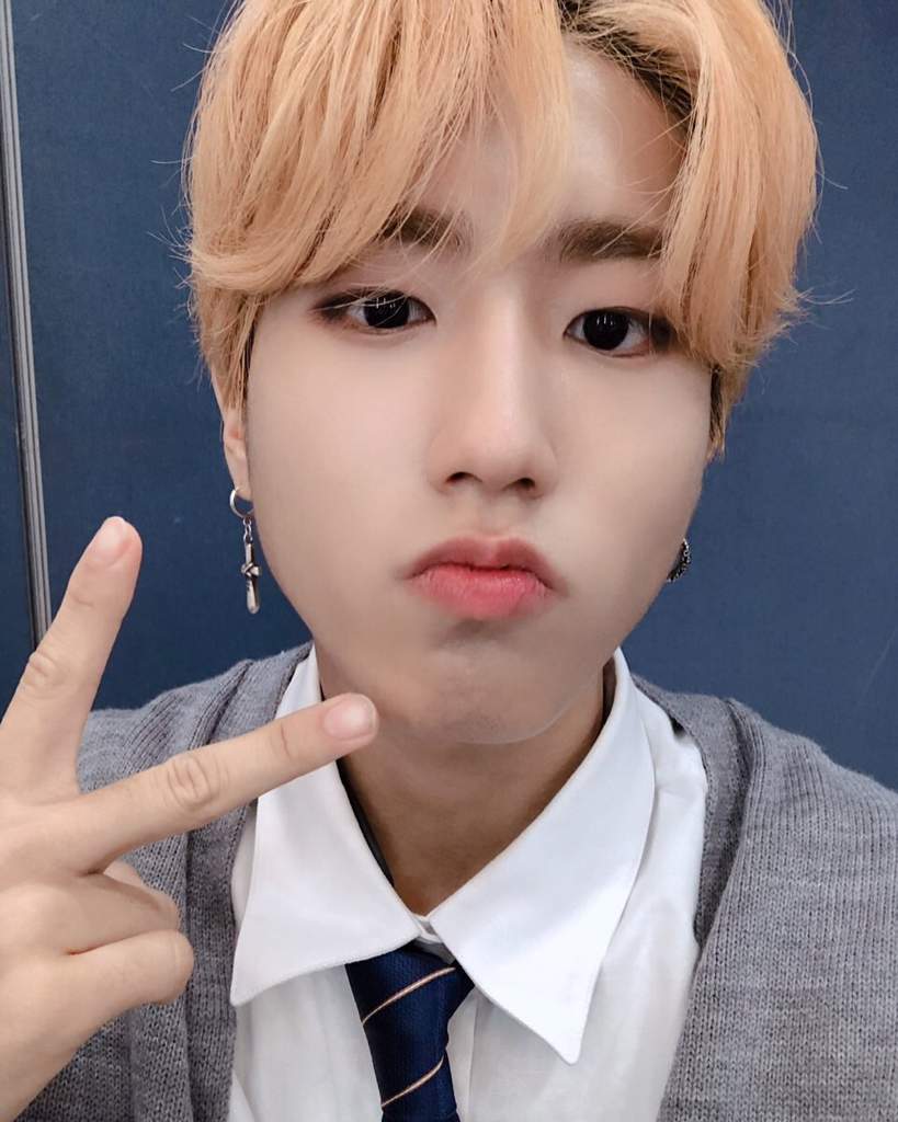 ⊰ Han Instagram Update [180831] ⊱ | Stray Kids Amino