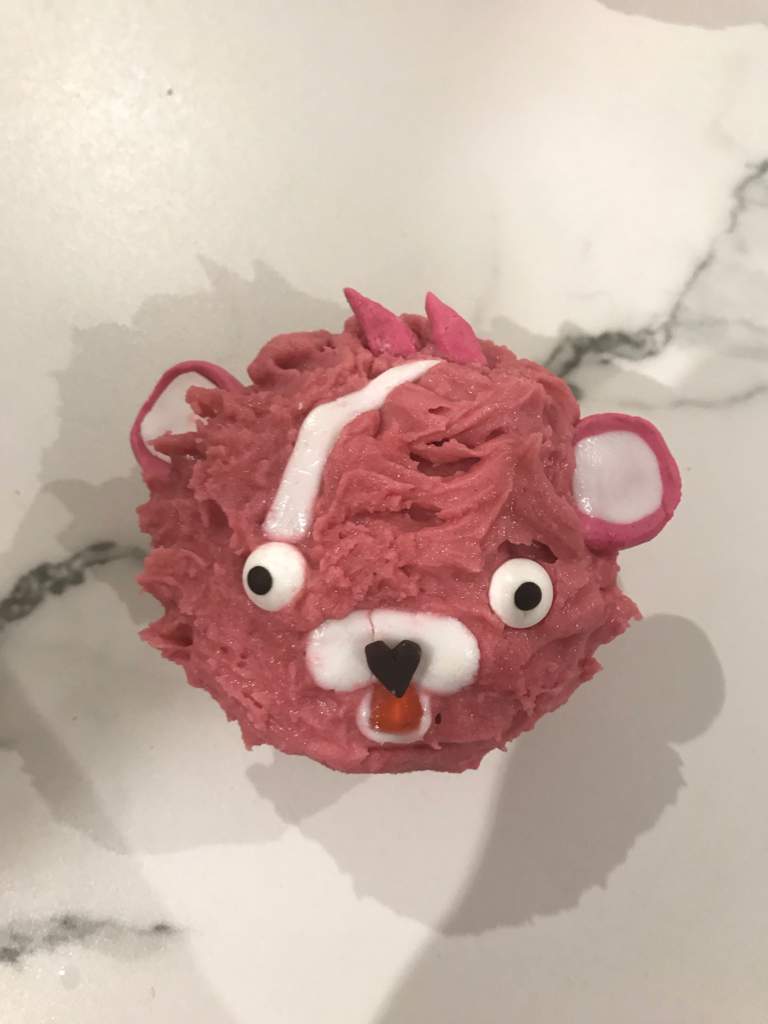 Cuddle Team Leader Cupcake Fortnite Battle Royale Armory Amino - cuddle team leader cupcake