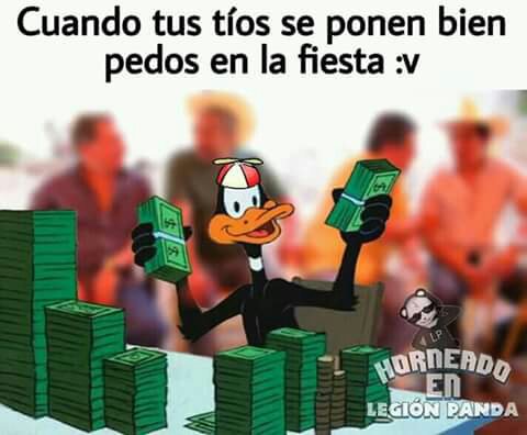 Mis tíos ni cuando estan borrachos me dan dinero,que sad :'c | •Meme• Amino