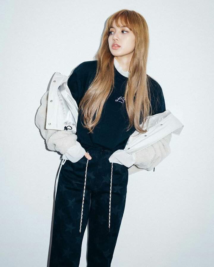 Lisa bb con su segunda colaboración con Nonagon cr: Nonagon ...