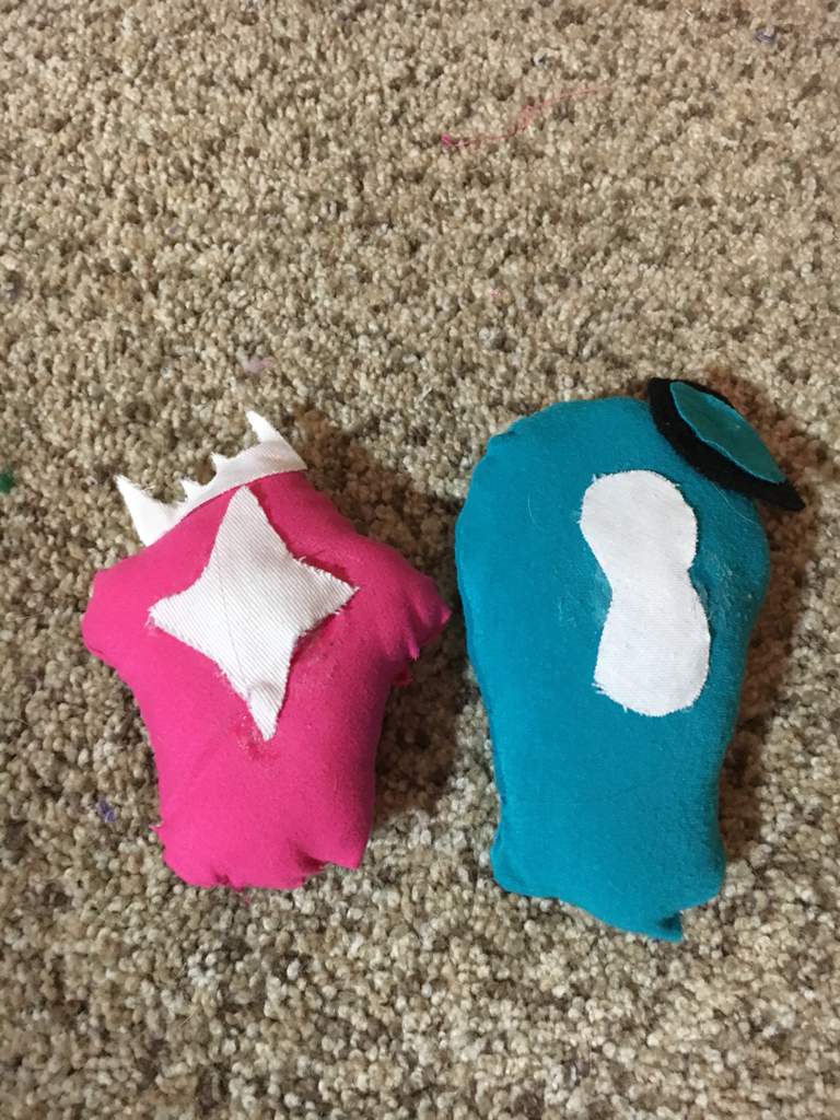 Pearl and marina symbol plushies | Splatoon Amino