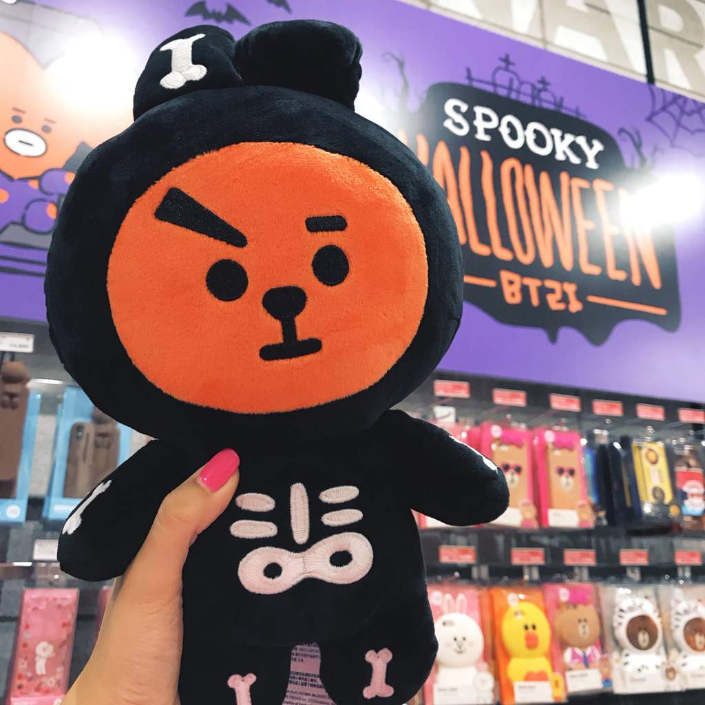  New BT21  x Halloween merch ARMY s Amino