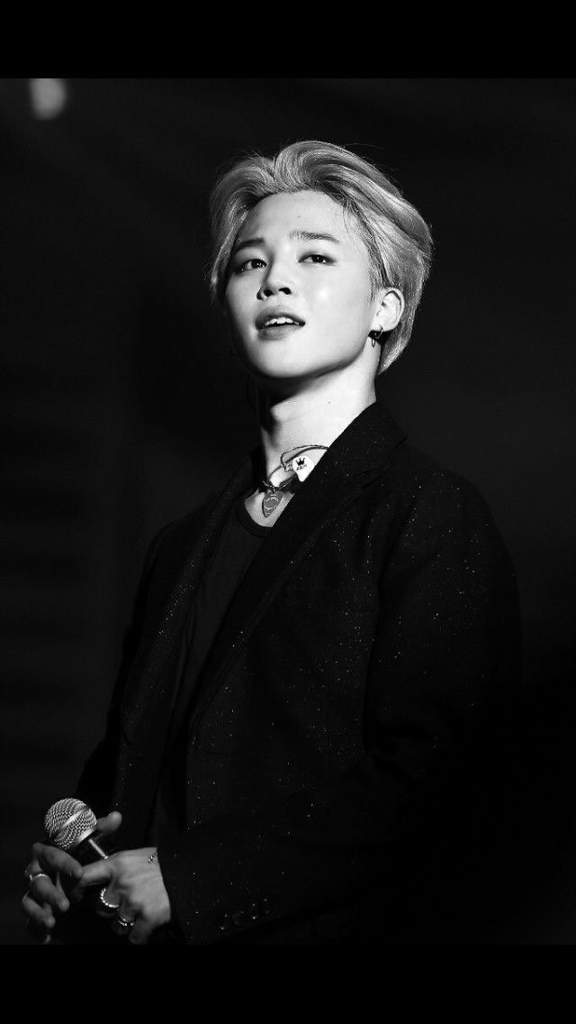 B&W BTS pt. 1 | ARMY's Amino