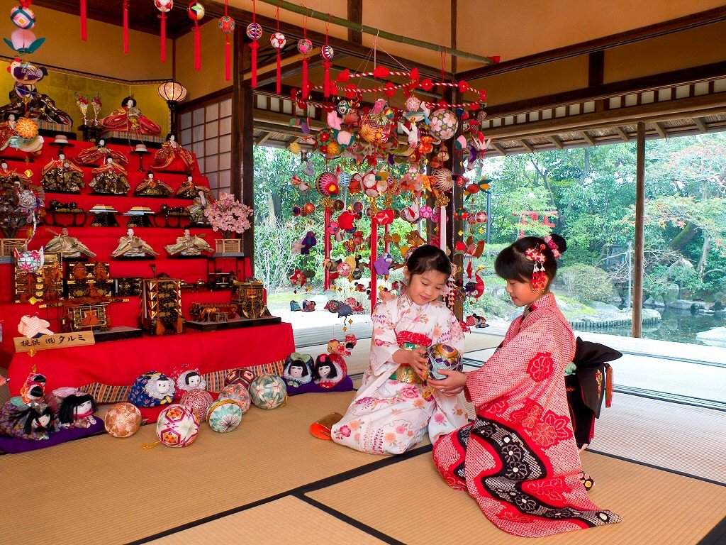 Is japan on holiday