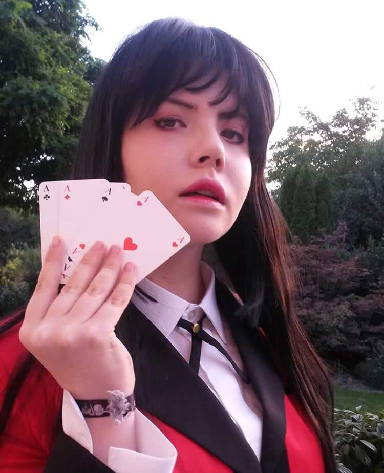 Kakegurui cosplay🌸 tipps in die kommis ️ | 🌸🍙Deutsche Cosplayer🍙🌸 Amino