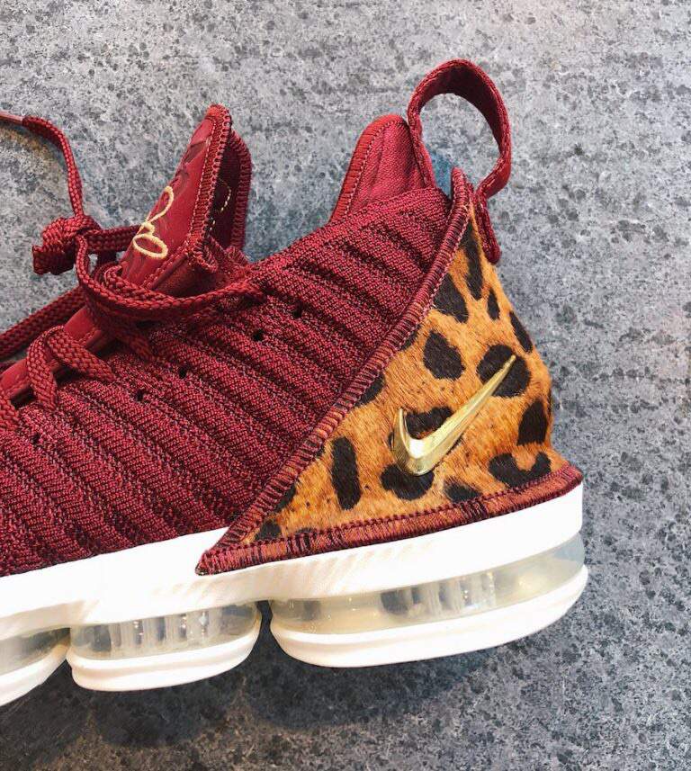 lebron 16s king