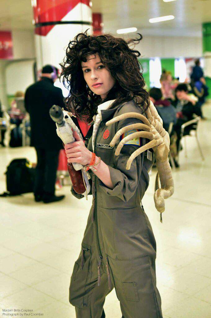 Ellen Ripley - Alien costume | Cosplay Amino