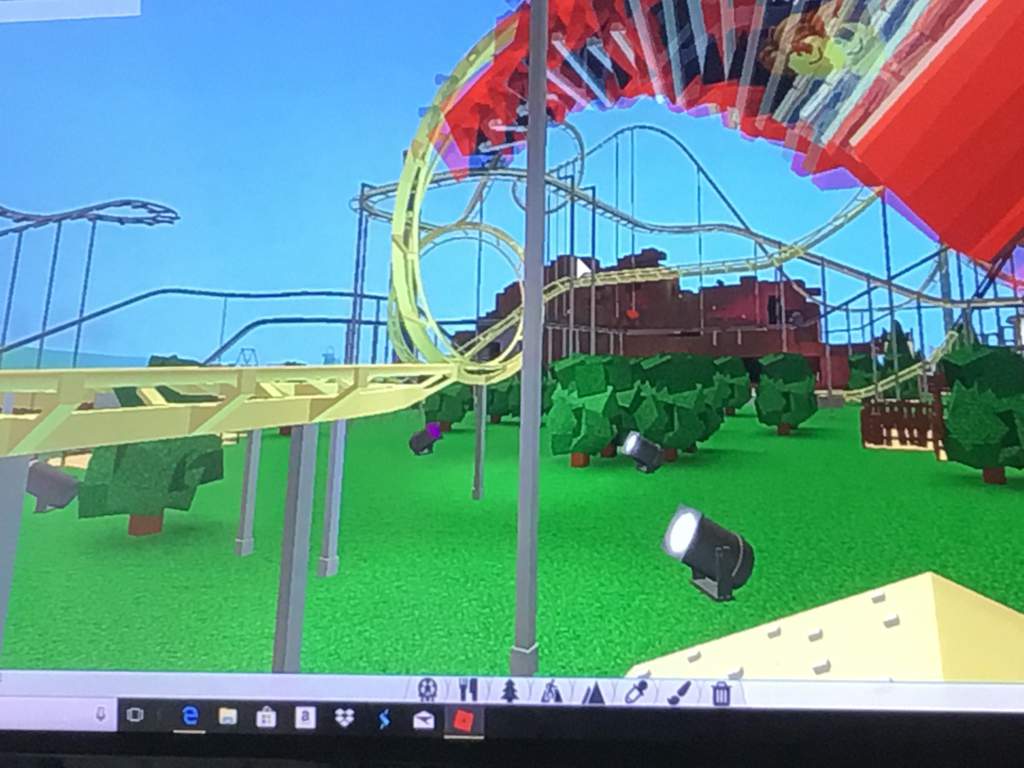 How Well Do You Know Roblox Roblox Amino - roblox jailbreak roller coaster