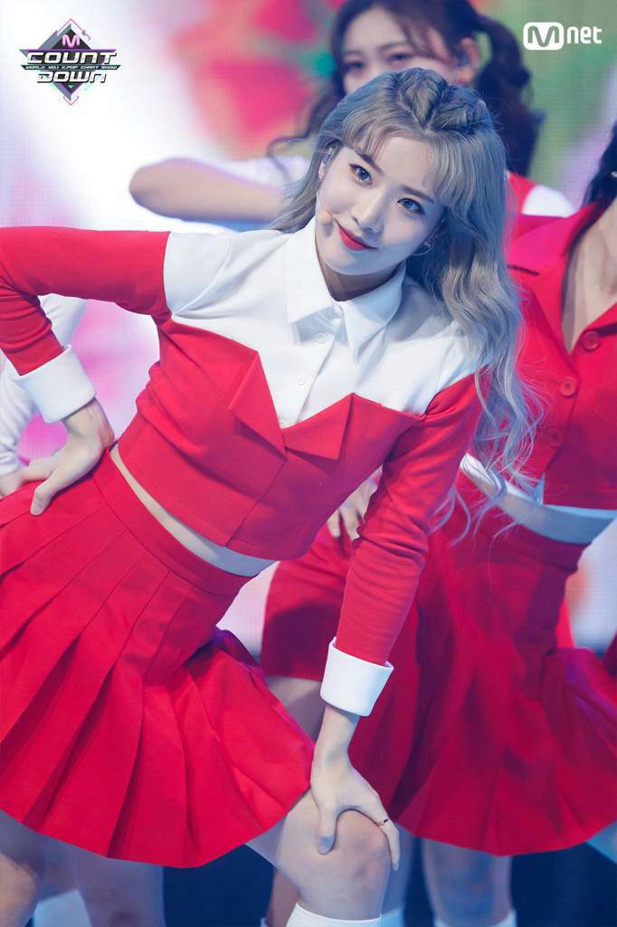 Best Outfit Ever ?? | Kim Lip 김정은 Amino