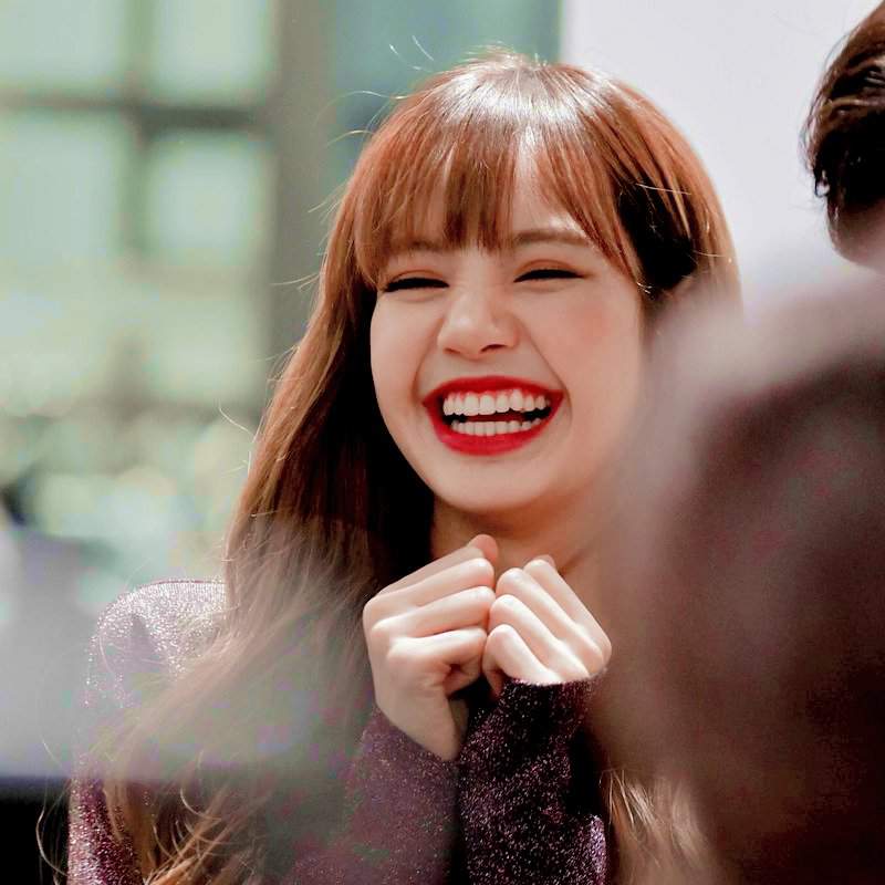 `[🍓] - Lalisa;; | •BLACKPINK• Amino