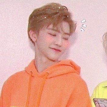 jaemin orange hoodie