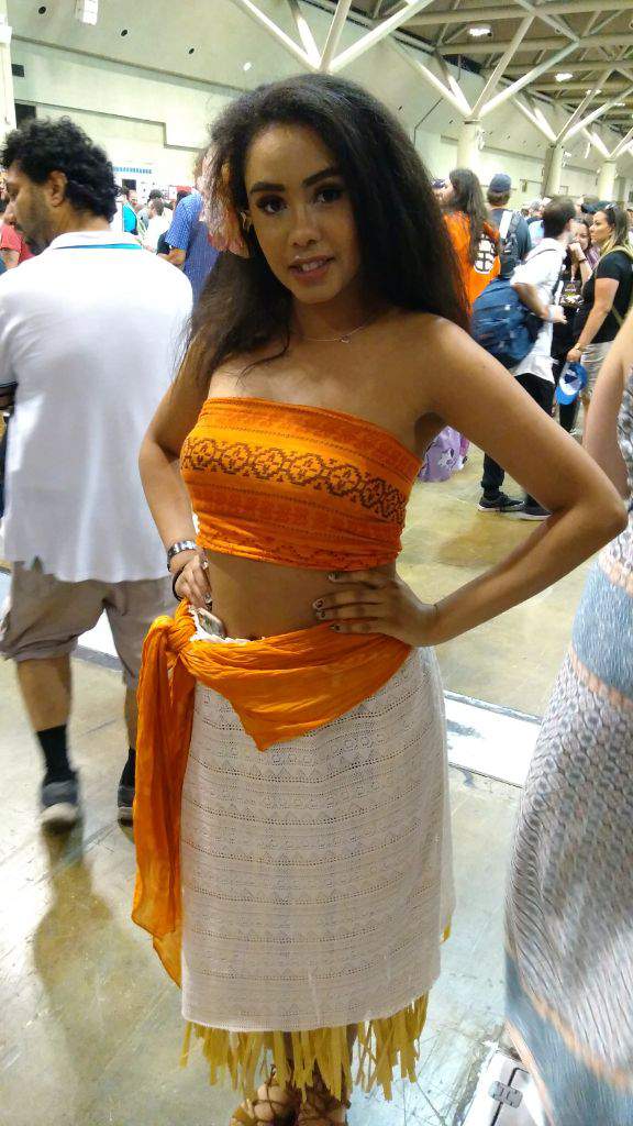 Disney Moana Cosplay Fan Expo 18 Disney Amino