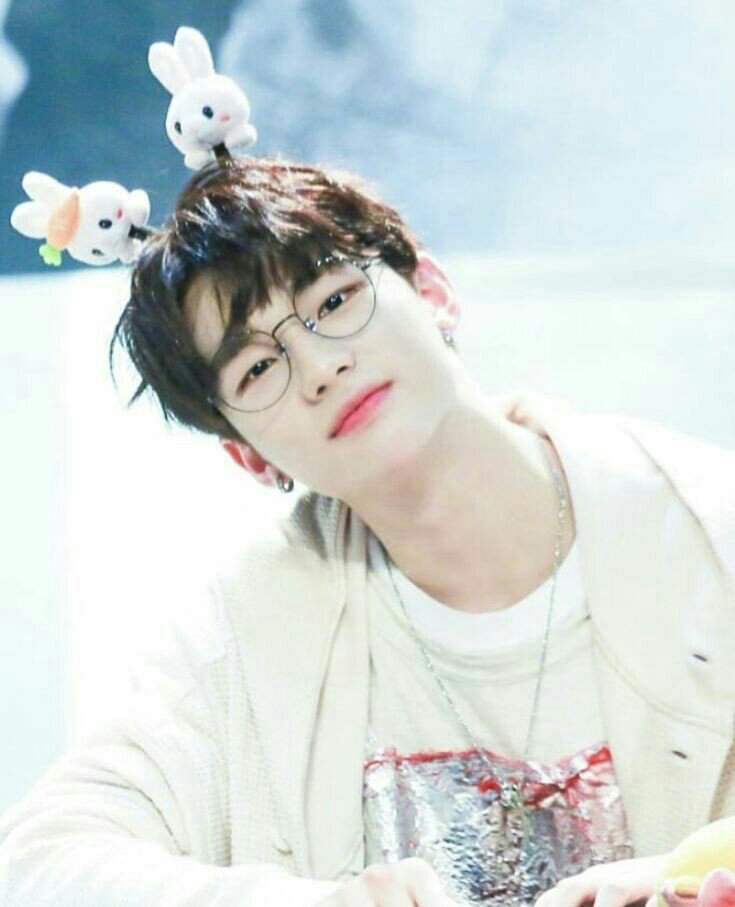 Hyunjin | Wiki | •Stray Kids• Amino