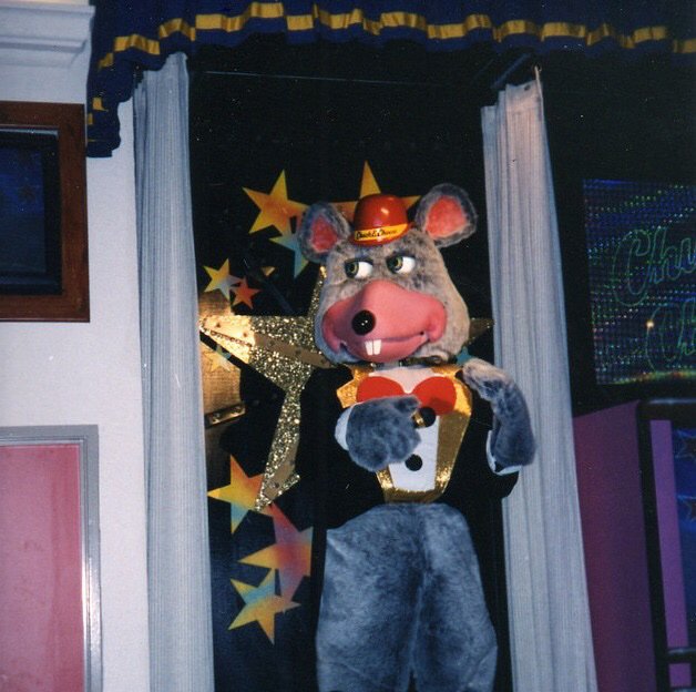 The Mystery Chuck E Cheese Annimatronic Wiki Chuck E Cheeses Amino Porn Sex Picture