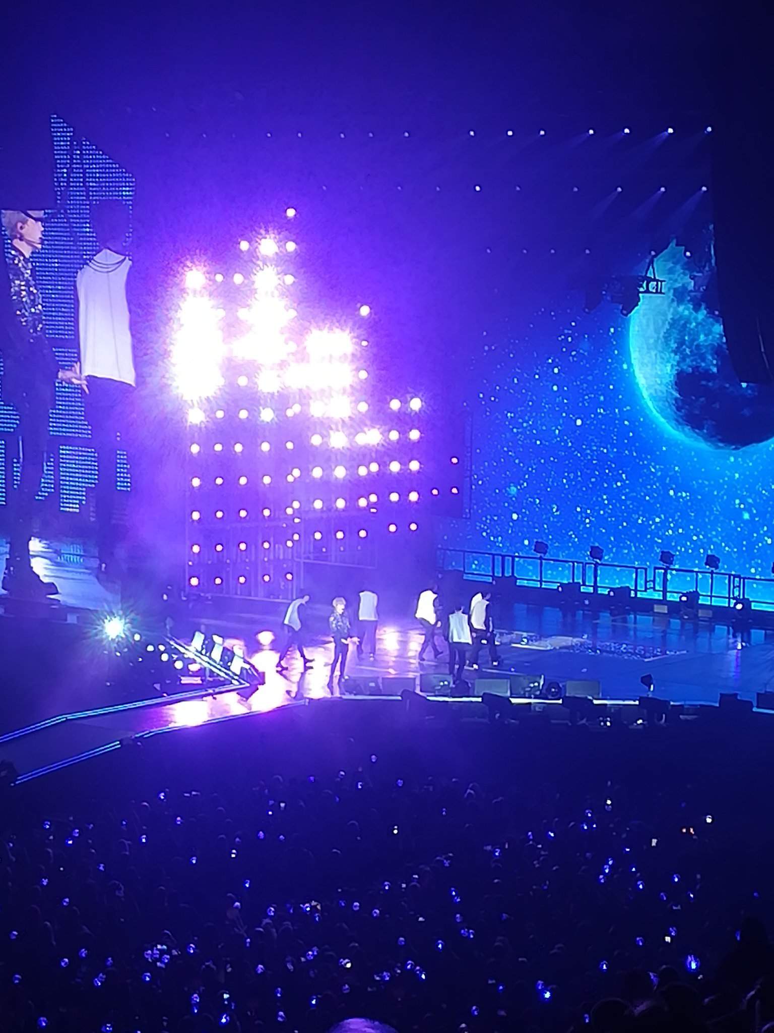 Love Yourself World Tour: Amsterdam | ARMY's Amino