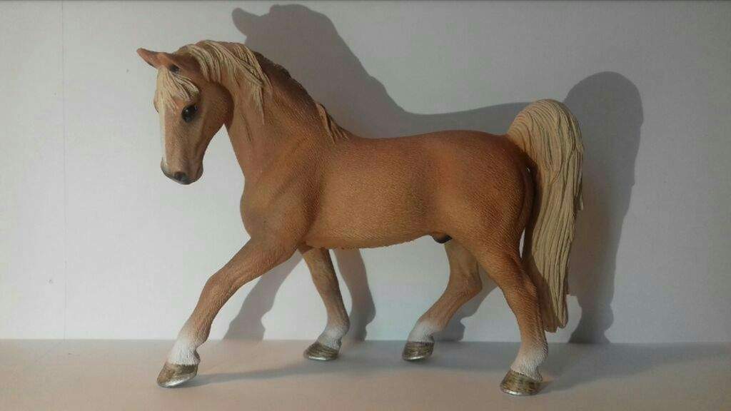 Details about   Schleich brown horses pony with white spotted nose k1 