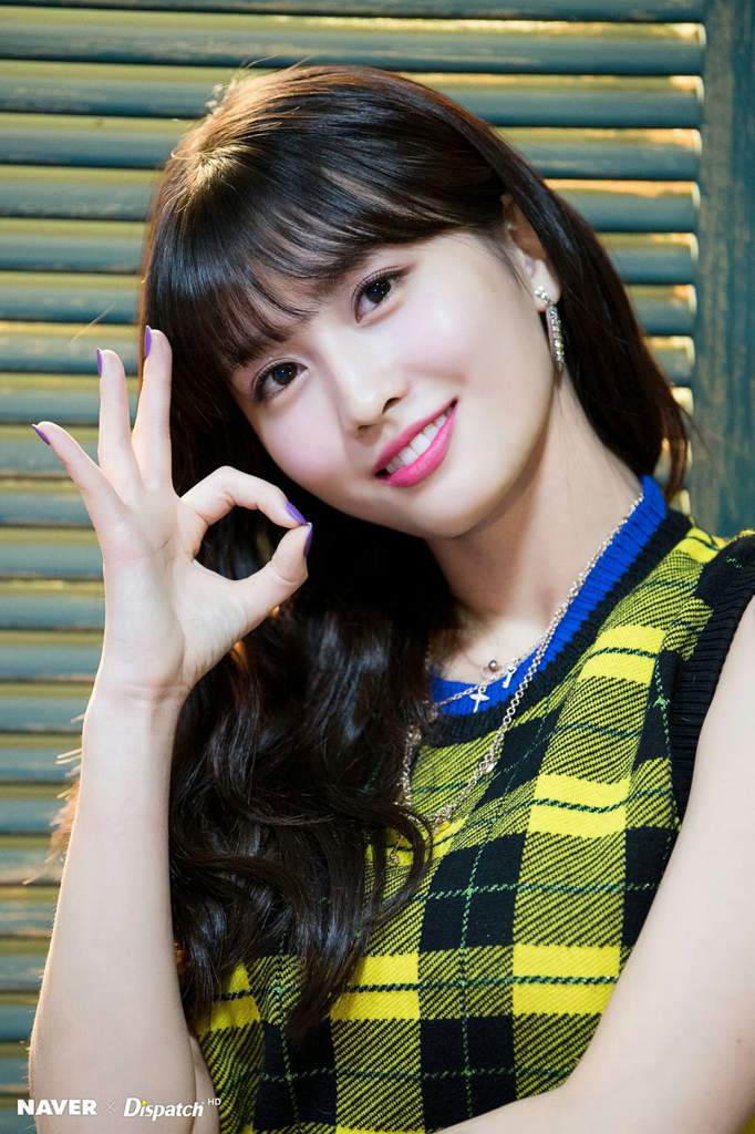 Momo X Naver X Dispatch 1 During The Filming Of Yes Or Yes