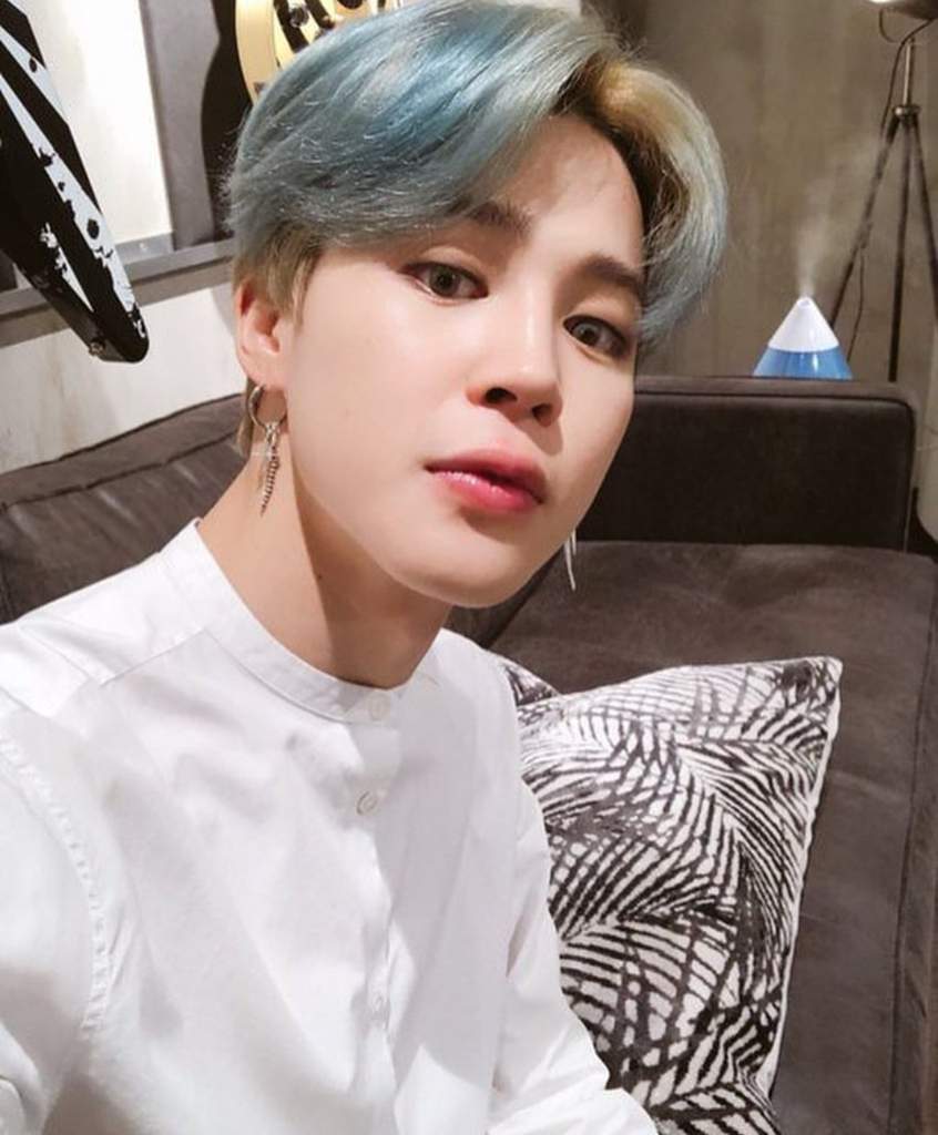 Aquí les dejo unas fotos de Jimin con pelo Azul/Turquesa 💙😍💓 | Park ...