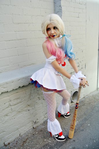 Debbie Harry/Harley Quinn Mash-up | Cosplay Amino