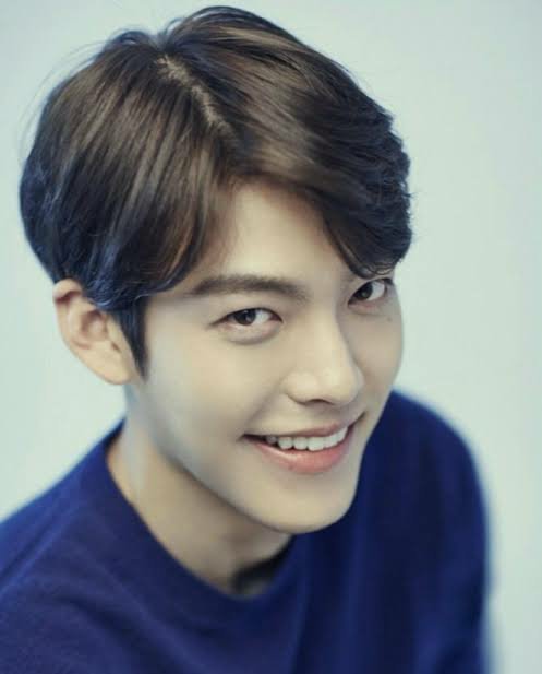 Adorable Smile....Real fine actor...wish you a speedy recovery Kim woo ...