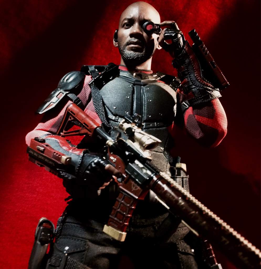 hot toys suicide squad deadshot