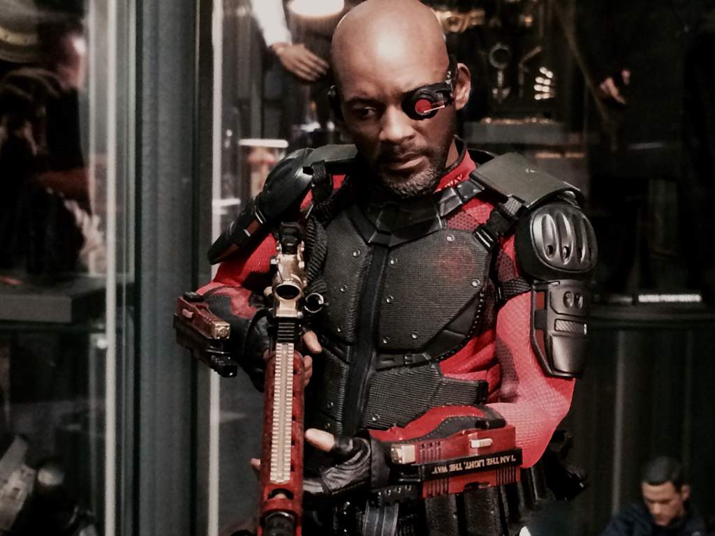 hot toys suicide squad deadshot