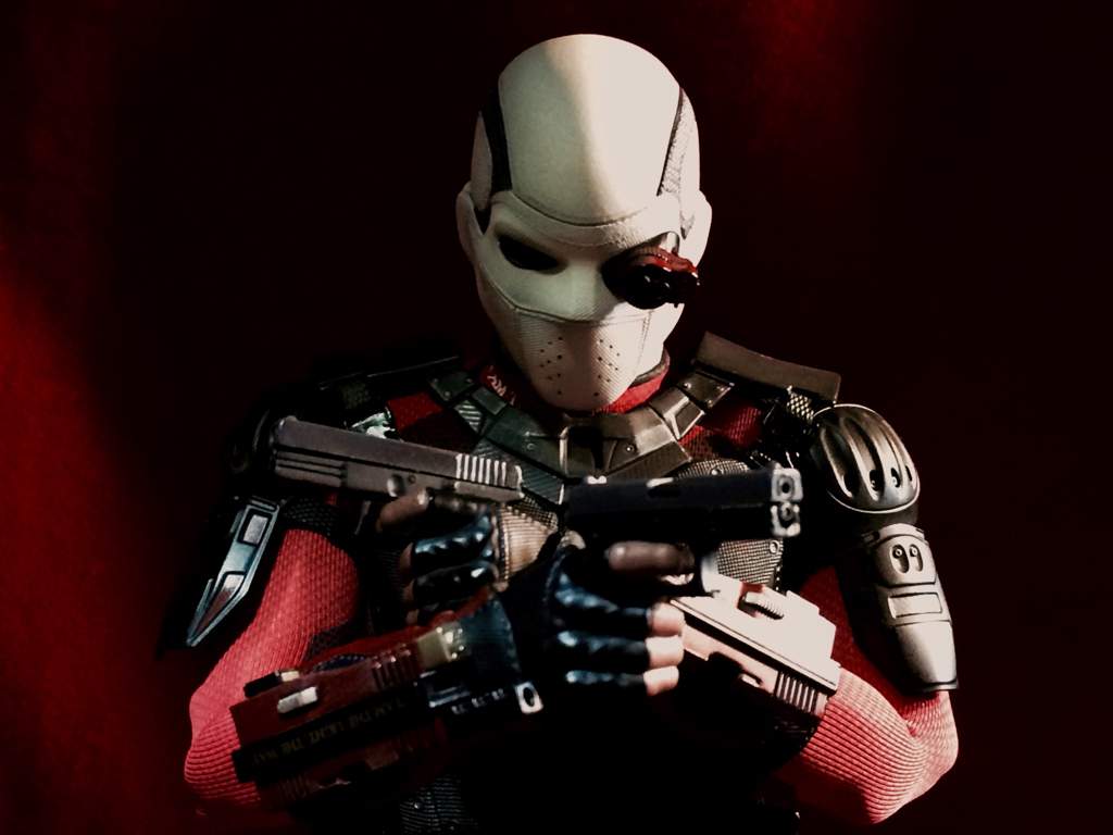 hot toys suicide squad deadshot