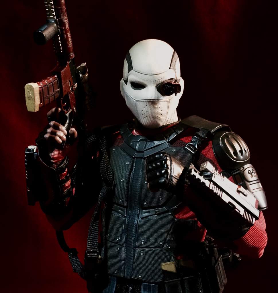 hot toys suicide squad deadshot