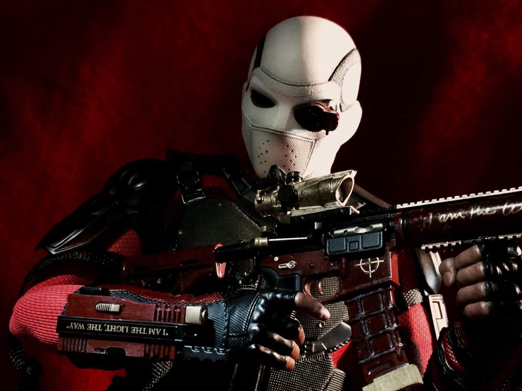 hot toys suicide squad deadshot