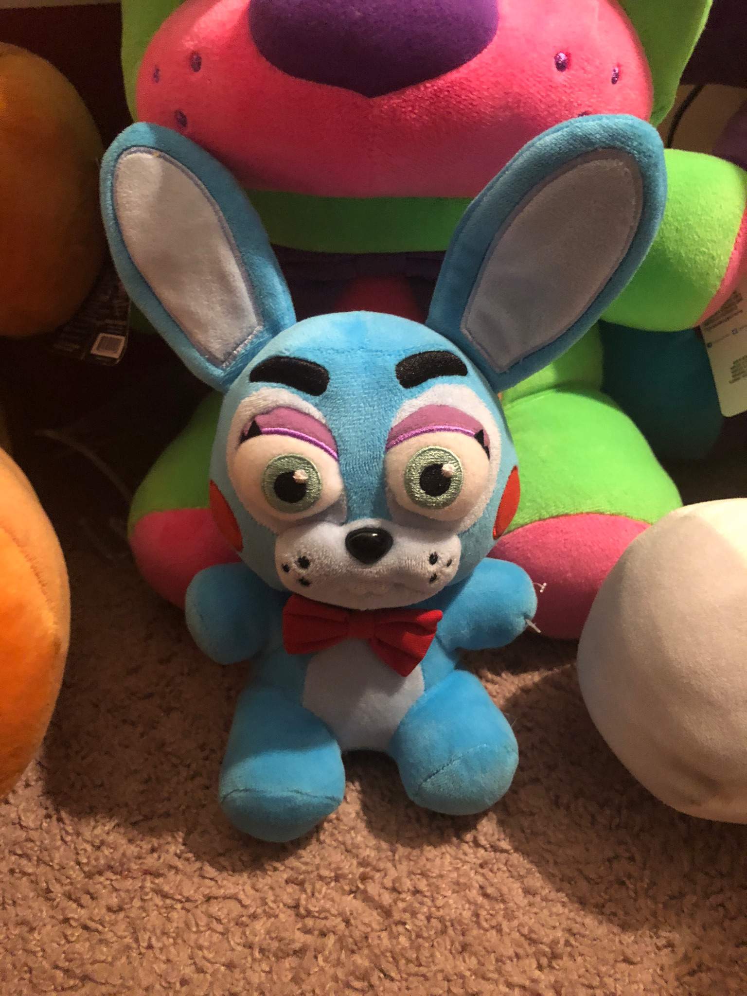 Animatronic of the day: Toy Bonnie | Five Nights At Freddy's Amino