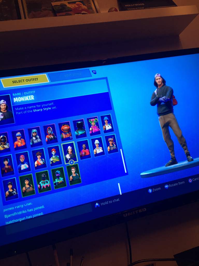 i accodentally bought the moniker skin - fortnite moniker set