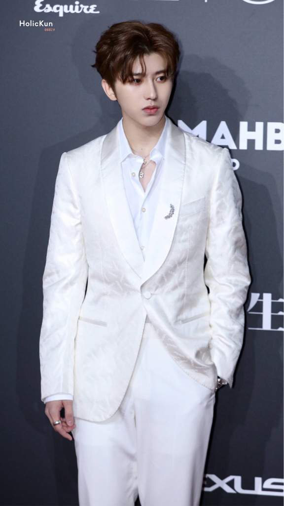 Cai Xu Kun at MAHB Award | CPOP 音乐 Amino