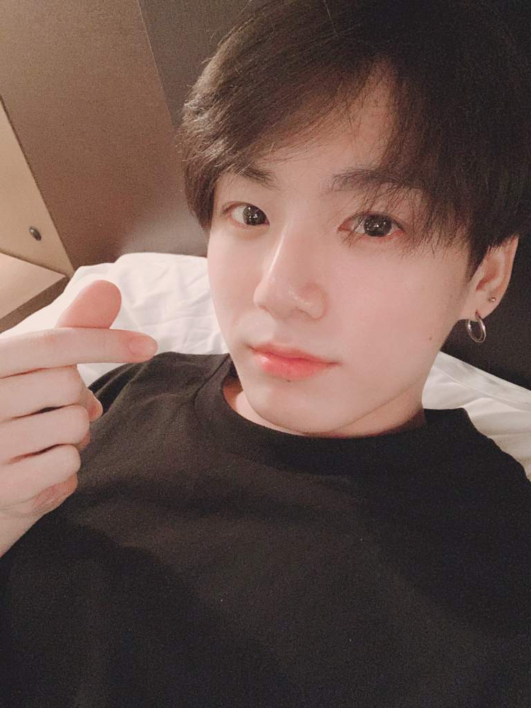 All these Jungkook Selcas ☆*・+.°。+ *.·* | ARMY's Amino