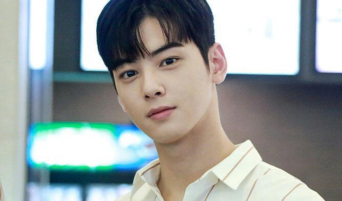 [D.B. News] Cha Eun Woo Revela Sua Primeira E única Experiência De ...