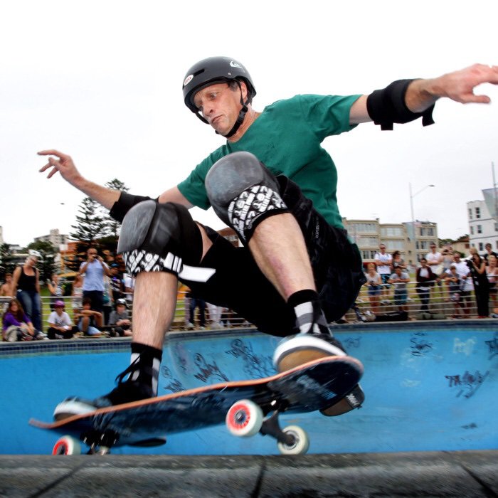 how much money did tony hawk make from pro skater