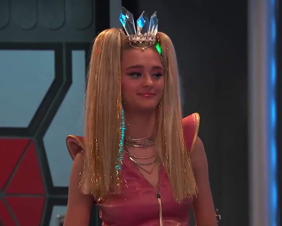 🔱lizzy Greene🔱 ·nickelodeon· Amino