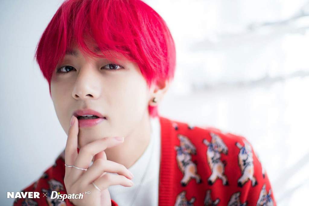 [ Dispatch Christmas Photoshoot ] Taehyung | Kim TaeHyung'Br Amino