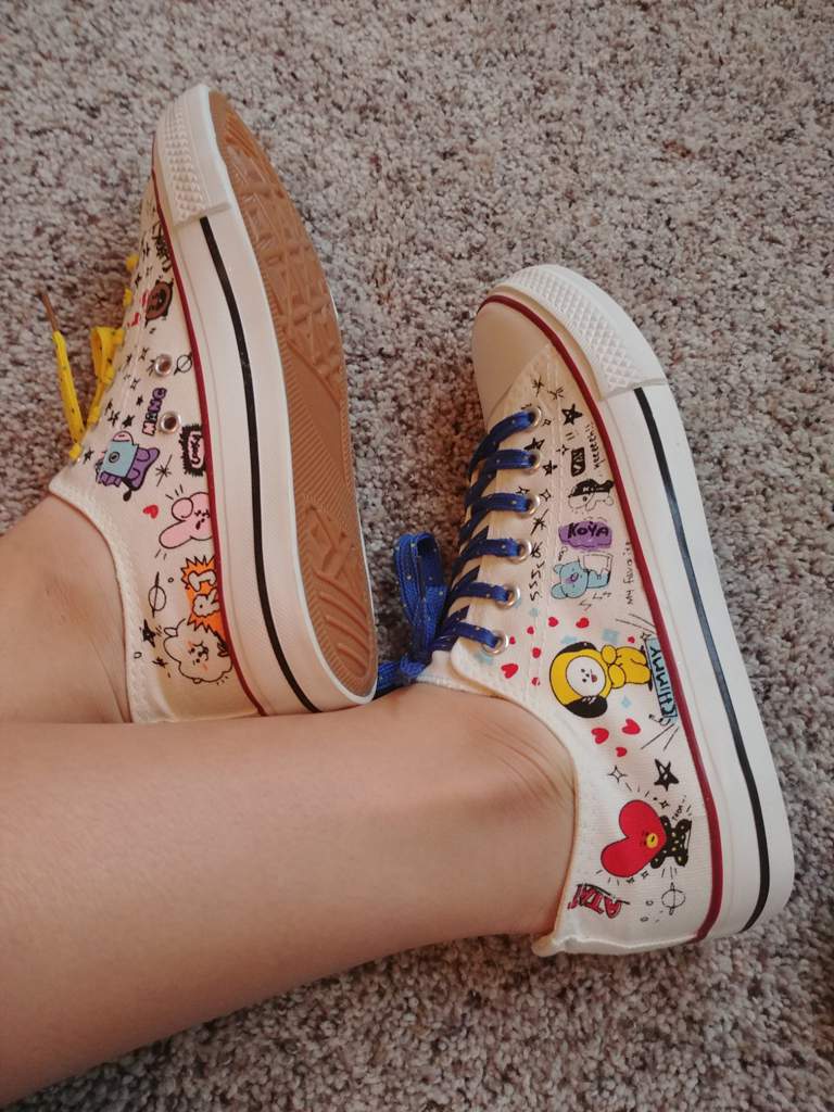 BT21 x Converse shoes unboxing ARMY�s Amino BT21 x Converse shoes unboxing ARMY�s Amino