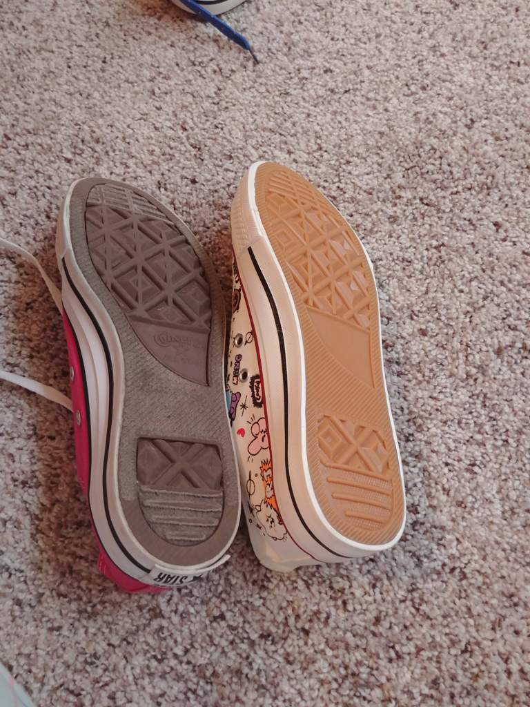 BT21 x Converse shoes unboxing ARMY�s Amino BT21 x Converse shoes unboxing ARMY�s Amino