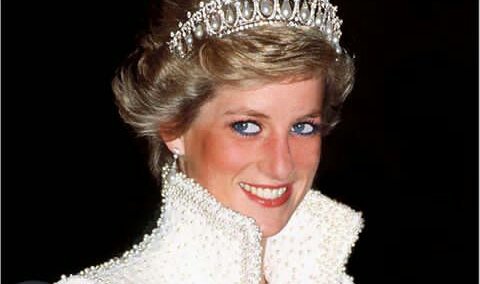 Confira a conturbada infância da princesa Diana no Palácio