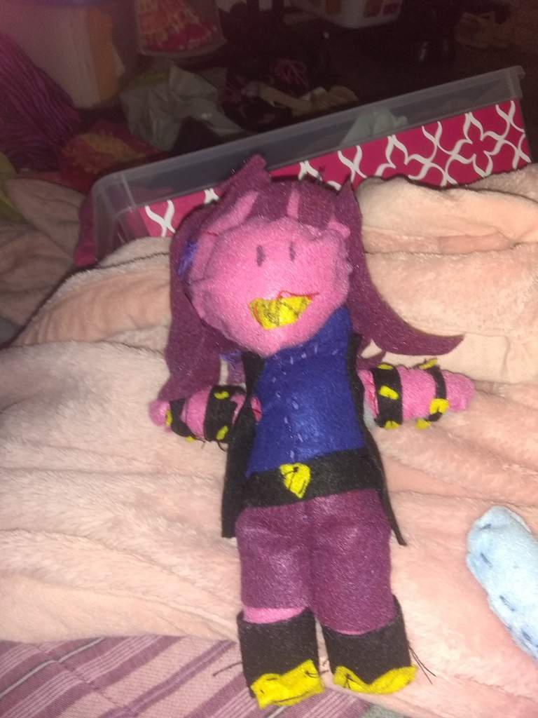 Susie Plush Deltarune Amino