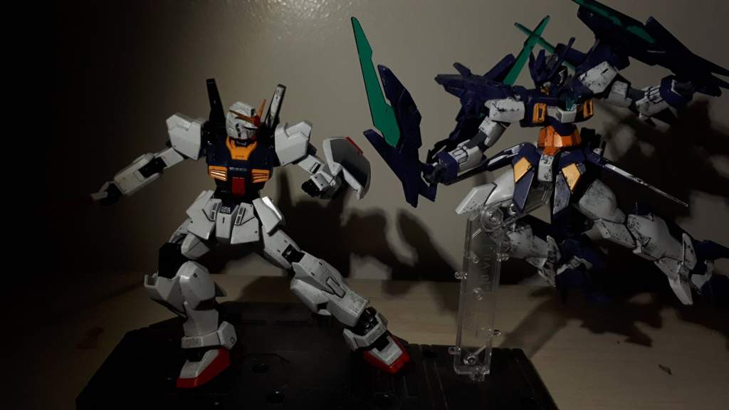 Mk2 Vs Age 2 Magnum Gundam Amino