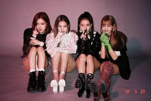 Blackpink Outfitsas If Its Your Last Mv Blink 블링크 Amino 