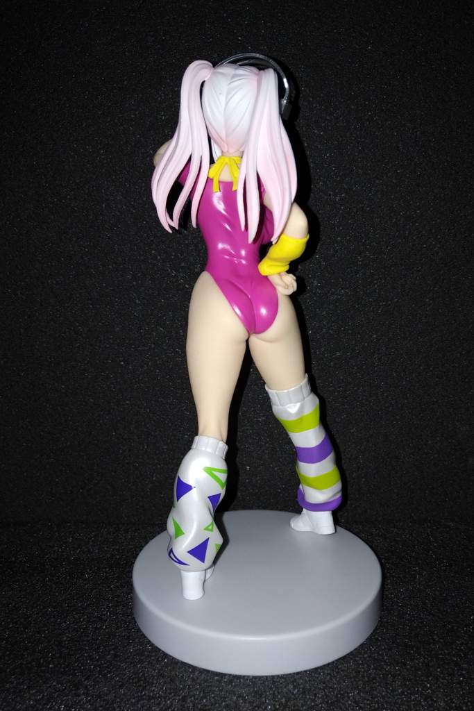 figure super sonico