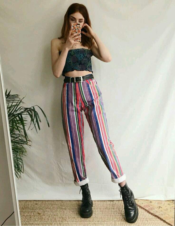 aesthetic vintage outfit